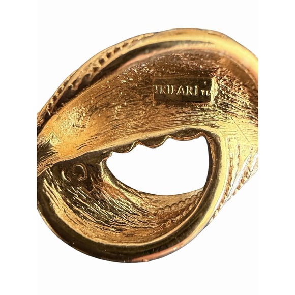 Vintage TRIFARI Gold Tone Necklace Chunky Links Adjust 16" - 18.5 - Picture 2 of 3